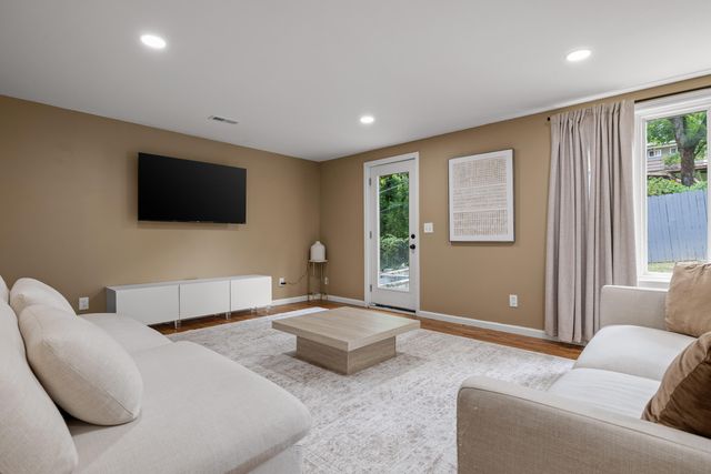 3805 Rollingwood Drive, Chattanooga, TN 37406