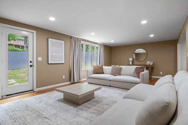3805 Rollingwood Drive, Chattanooga, TN 37406