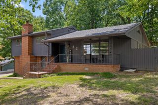 3805 Rollingwood Drive, Chattanooga, TN 37406