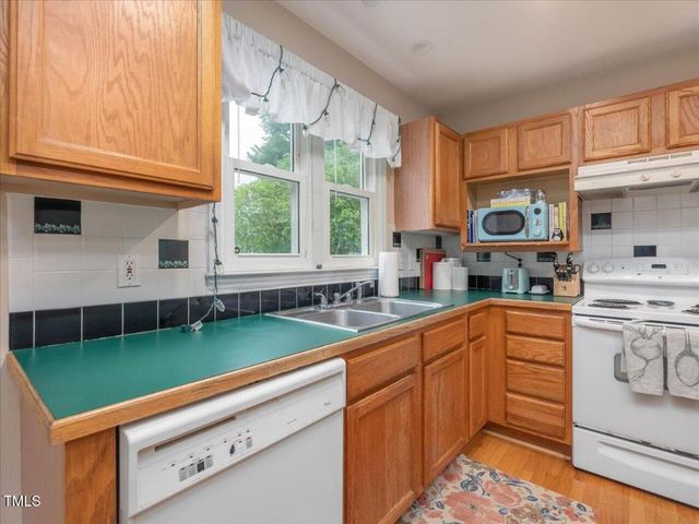 1624 Hopkins Road, Bahama, NC 27503