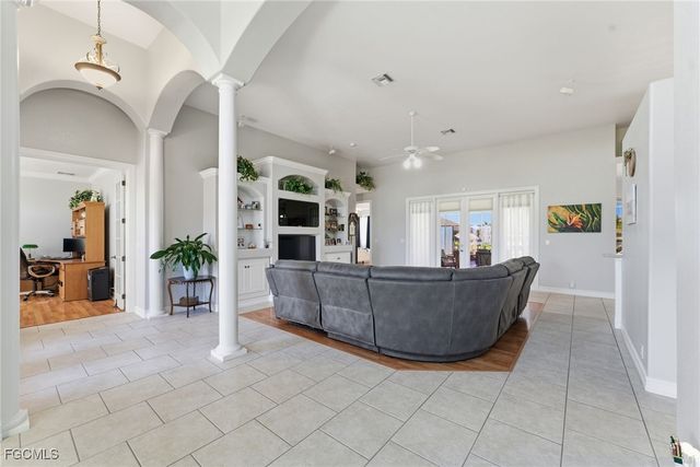 810 NW 36th AVE, Cape Coral, FL 33993