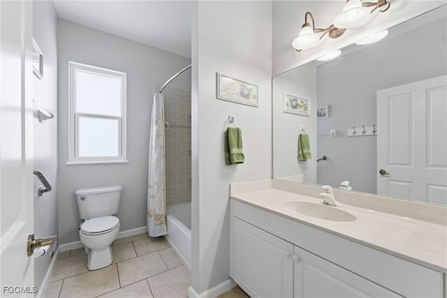 810 NW 36th AVE, Cape Coral, FL 33993