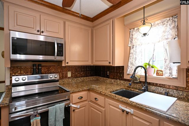 4023 Centurion Pass, West Columbia, SC 29170