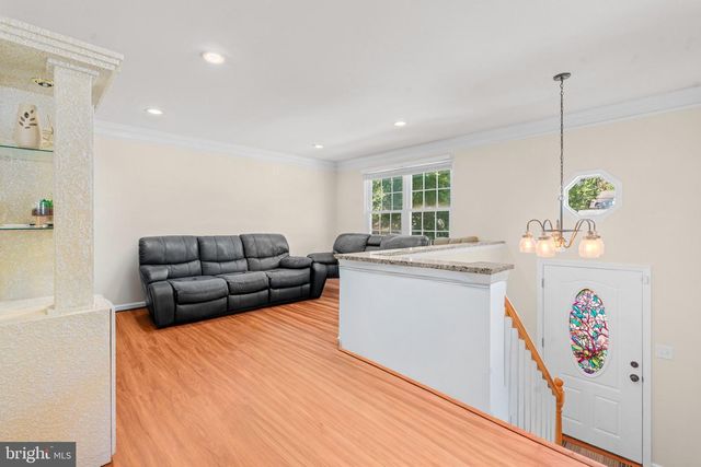 7905 MARYDELL AVE, Pasadena, MD 21122