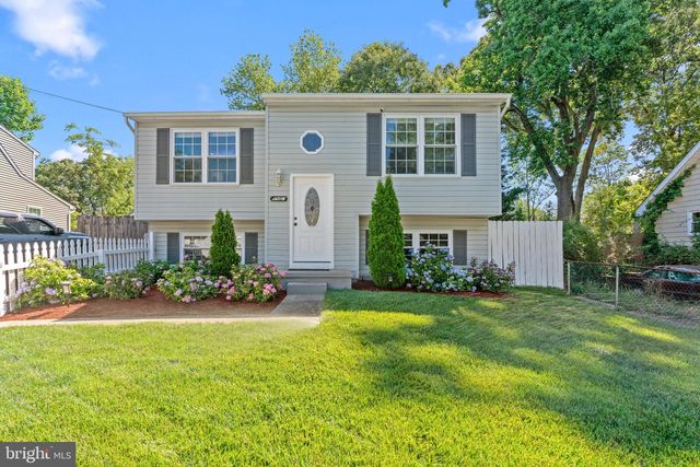 7905 MARYDELL AVE, Pasadena, MD 21122