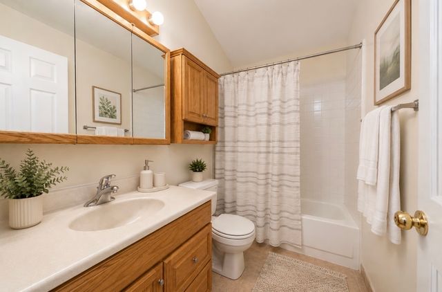 634 LE PARC Circle 634, Buffalo Grove, IL 60089