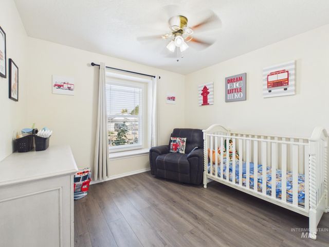 517 W Palmer Dr, Nampa, ID 83686