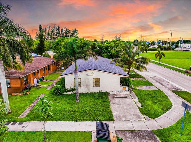 1478 NW 2nd Avenue, Florida City, FL 33034