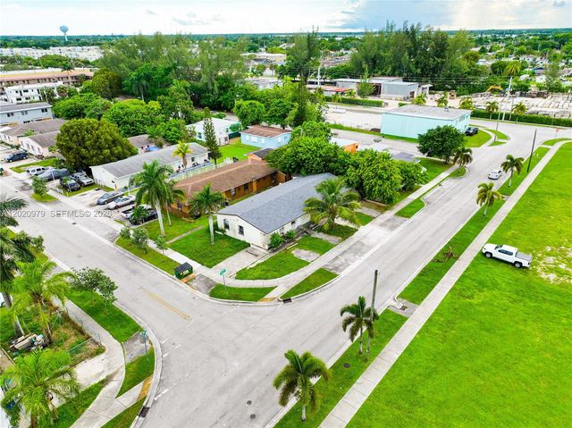 1478 NW 2nd Avenue, Florida City, FL 33034