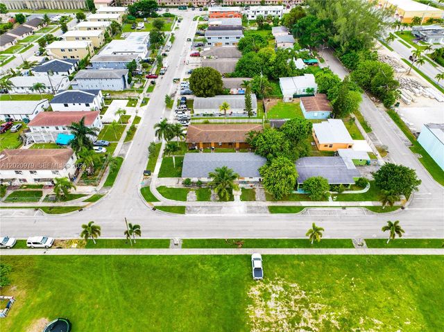 1478 NW 2nd Avenue, Florida City, FL 33034