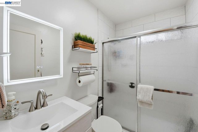 1522 Dennis Avenue, San Leandro, CA 94578