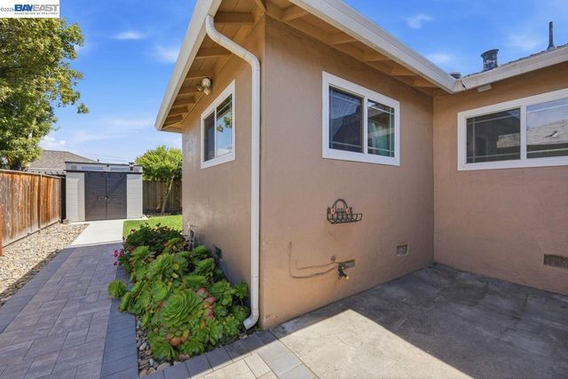 1522 Dennis Avenue, San Leandro, CA 94578
