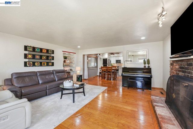 1522 Dennis Avenue, San Leandro, CA 94578