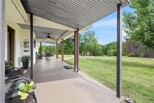 2458 FM 2752, Athens, TX 75752