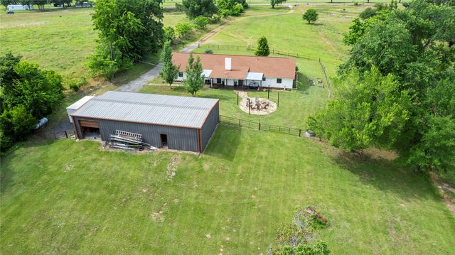 2458 FM 2752, Athens, TX 75752