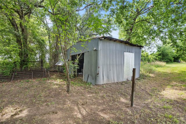 2458 FM 2752, Athens, TX 75752