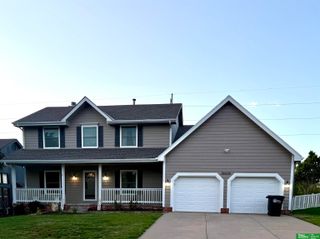 16216 Parker Street, Omaha, NE 68116