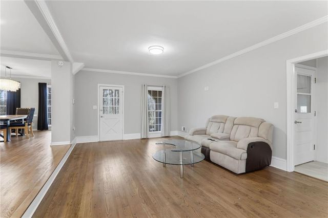 2037 Stoneleigh Drive, Stone Mountain, GA 30087