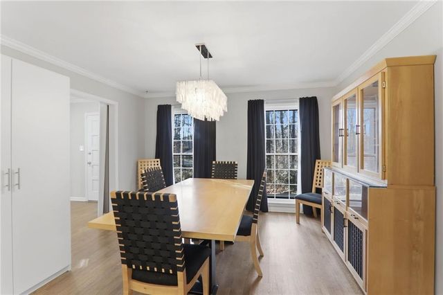 2037 Stoneleigh Drive, Stone Mountain, GA 30087