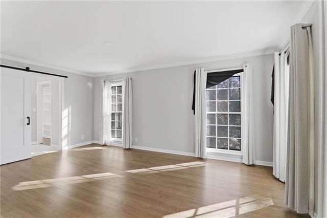 2037 Stoneleigh Drive, Stone Mountain, GA 30087