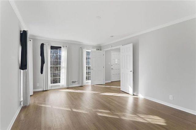 2037 Stoneleigh Drive, Stone Mountain, GA 30087