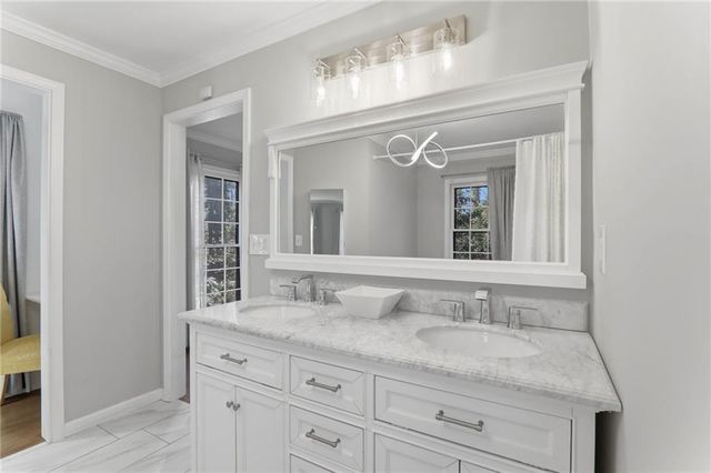 2037 Stoneleigh Drive, Stone Mountain, GA 30087