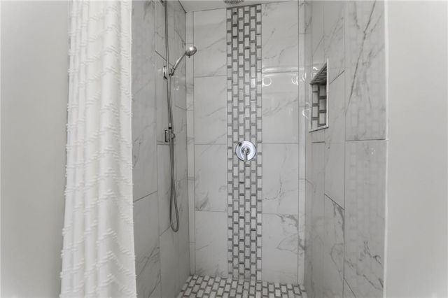 2037 Stoneleigh Drive, Stone Mountain, GA 30087