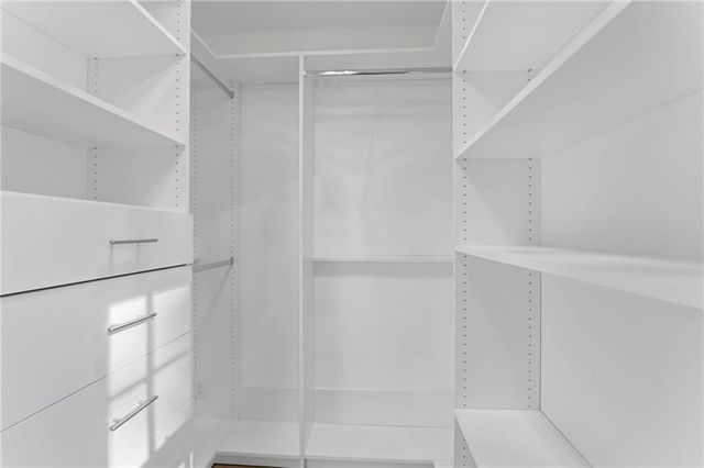 2037 Stoneleigh Drive, Stone Mountain, GA 30087