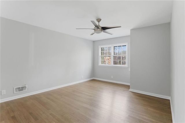 2037 Stoneleigh Drive, Stone Mountain, GA 30087