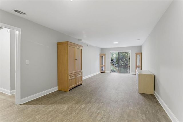 2037 Stoneleigh Drive, Stone Mountain, GA 30087