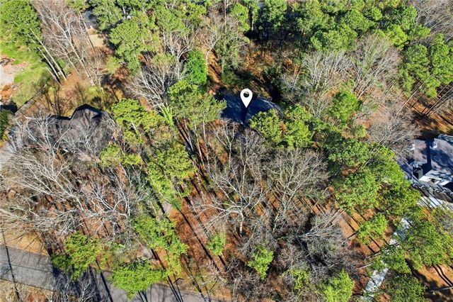 2037 Stoneleigh Drive, Stone Mountain, GA 30087