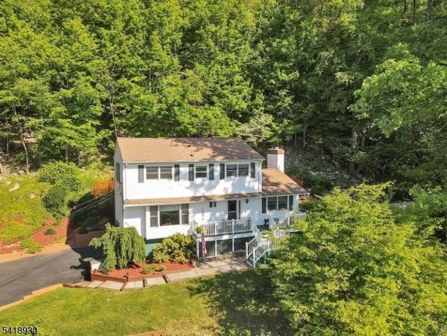 629 W Shore Trl, Sparta Twp., NJ 07871