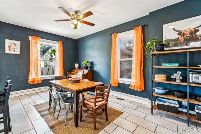 3677 McRee Avenue, St Louis, MO 63110