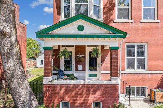 3677 McRee Avenue, St Louis, MO 63110