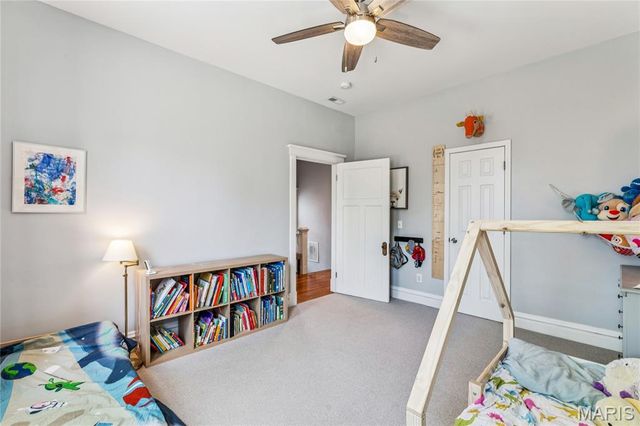 3677 McRee Avenue, St Louis, MO 63110