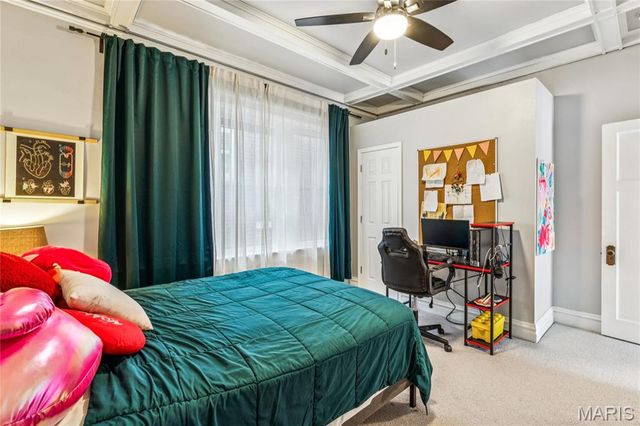 3677 McRee Avenue, St Louis, MO 63110