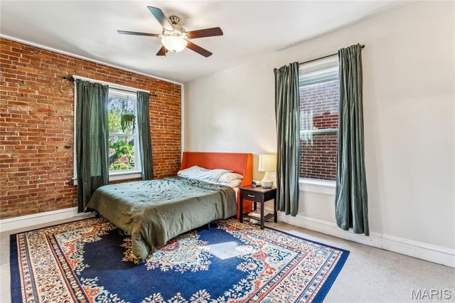3677 McRee Avenue, St Louis, MO 63110