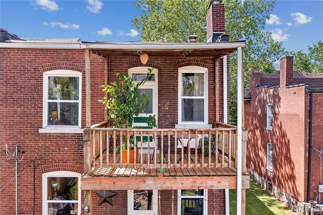 3677 McRee Avenue, St Louis, MO 63110