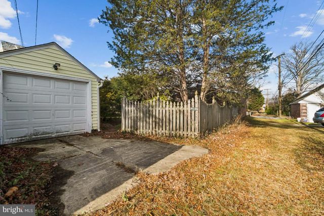 7809 OAKDALE AVE, Baltimore, MD 21234