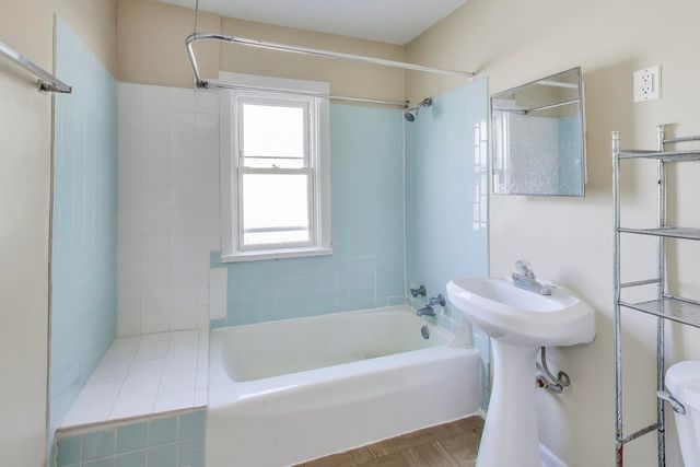 4322 N Monticello Avenue, Chicago, IL 60618