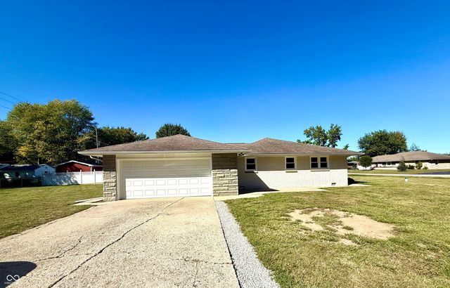 261 E 75th Street, Anderson, IN 46013