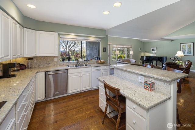 228 Garry Oak Lane, Friday Harbor, WA 98250
