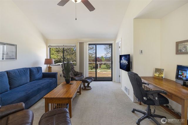 228 Garry Oak Lane, Friday Harbor, WA 98250