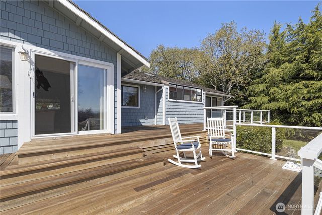 228 Garry Oak Lane, Friday Harbor, WA 98250