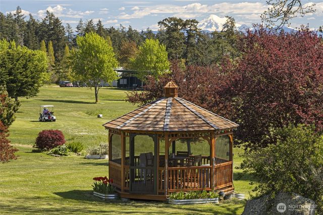 228 Garry Oak Lane, Friday Harbor, WA 98250