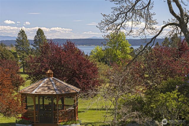 228 Garry Oak Lane, Friday Harbor, WA 98250