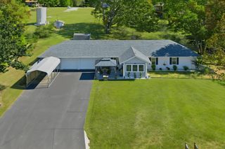 226 Hunt Club Circle, Galena, MO 65656