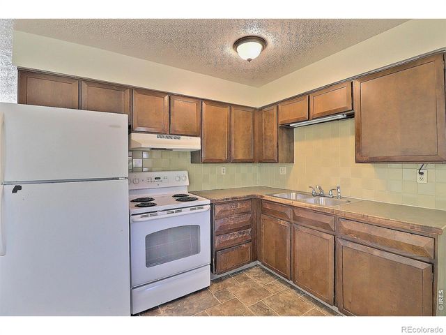 3011 Lakeside Drive, Evans, CO 80620