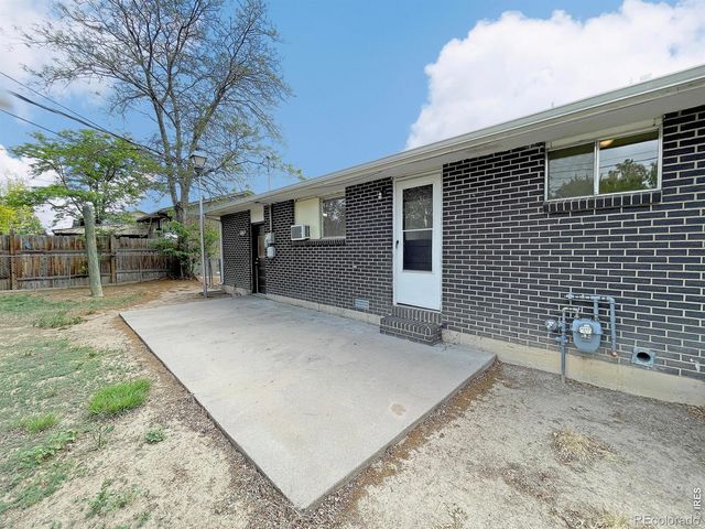3011 Lakeside Drive, Evans, CO 80620
