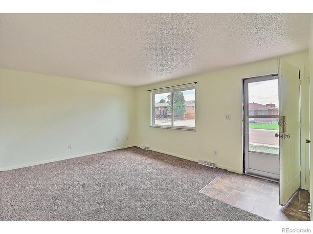 3011 Lakeside Drive, Evans, CO 80620